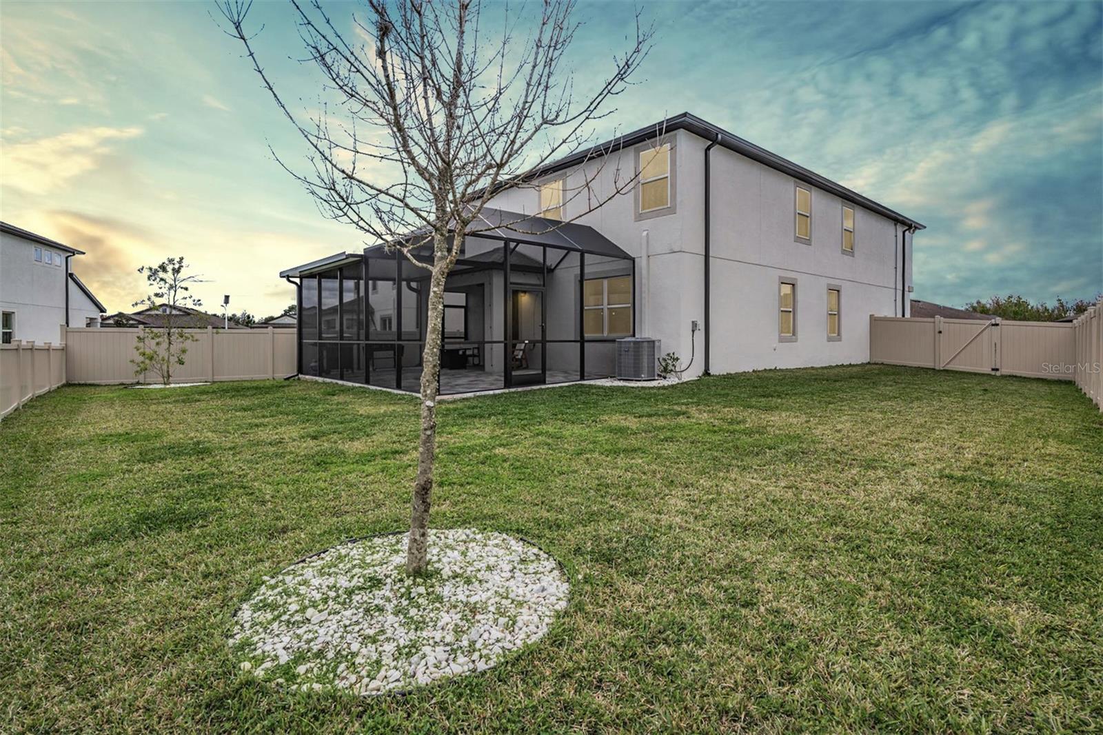 7446 YALE HARBOR DR