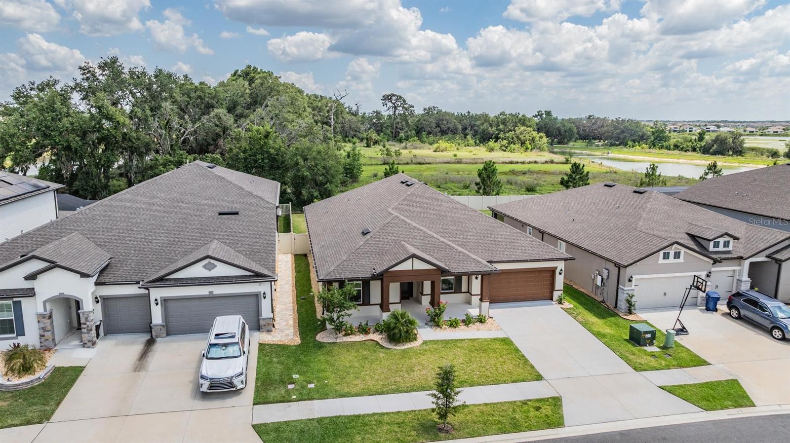 9405 IBIS GROVE BLVD