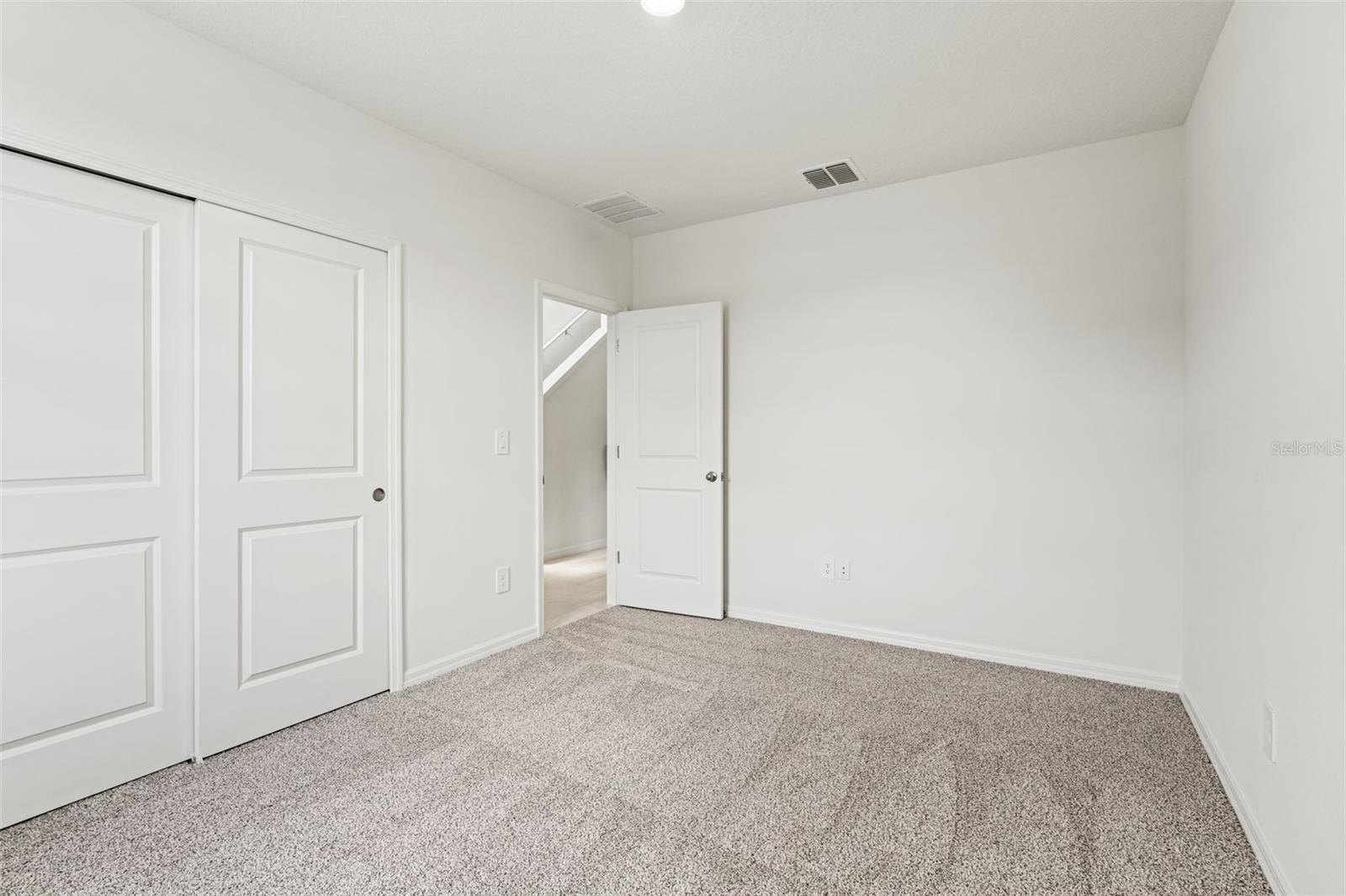 1829 DRAUGHTON DR