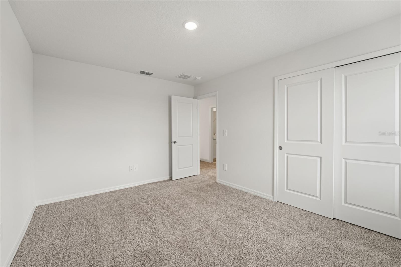 1829 DRAUGHTON DR