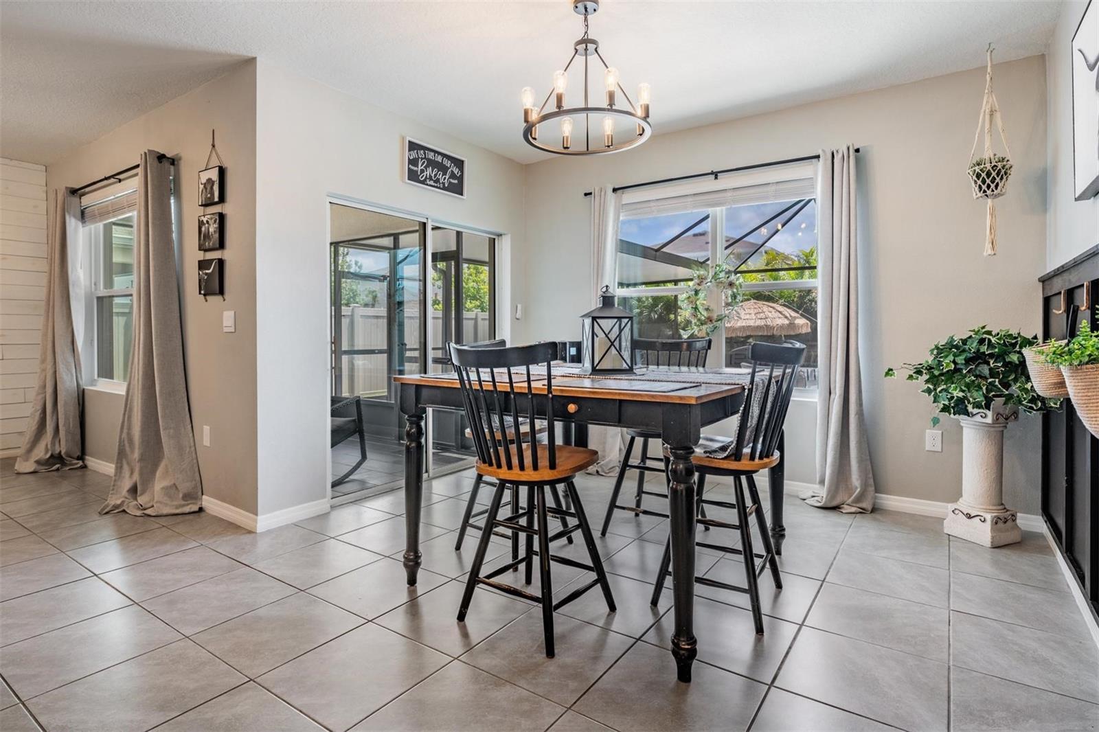 9028 FORGE BREEZE LOOP