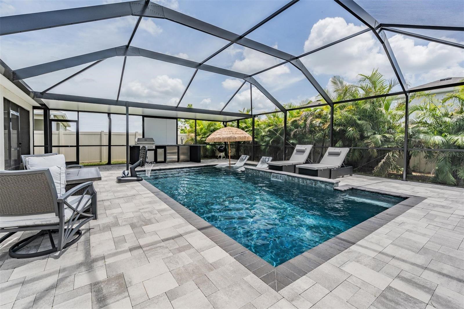 9028 FORGE BREEZE LOOP