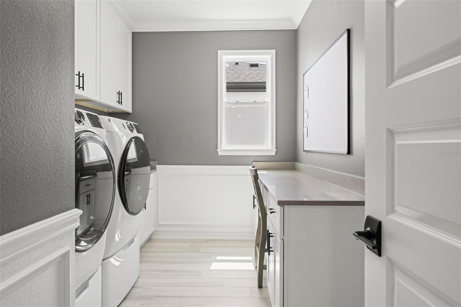 7819 NOTCHED PINE BND