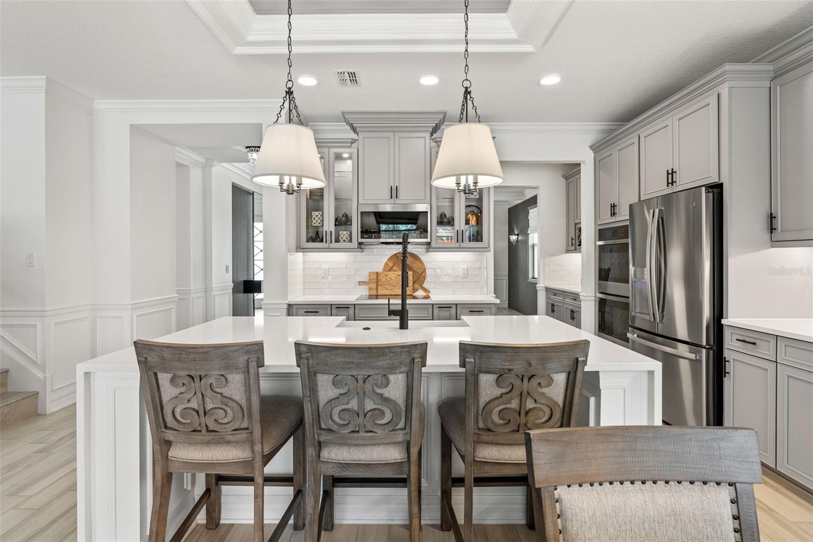 7819 NOTCHED PINE BND