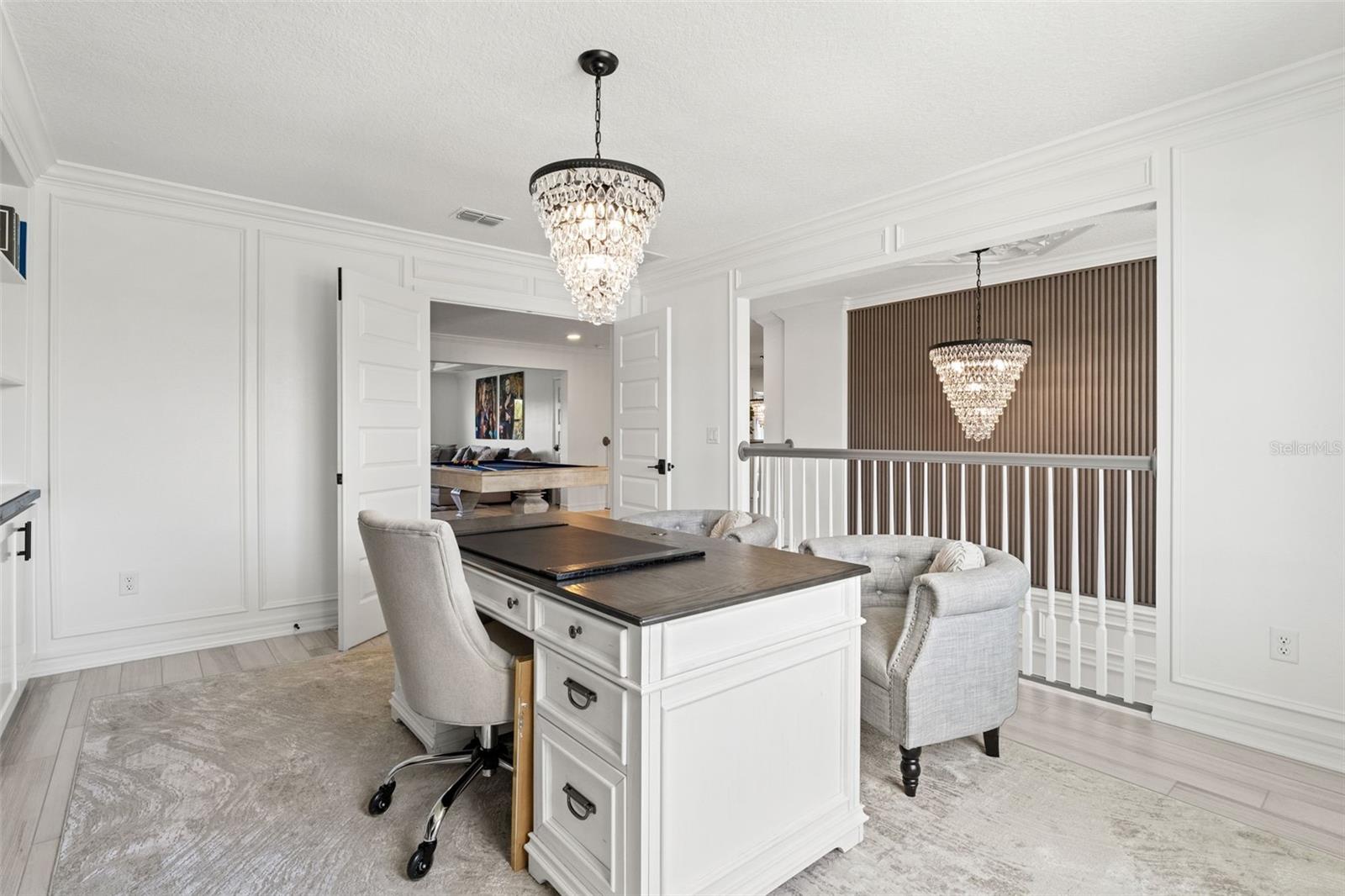 7819 NOTCHED PINE BND