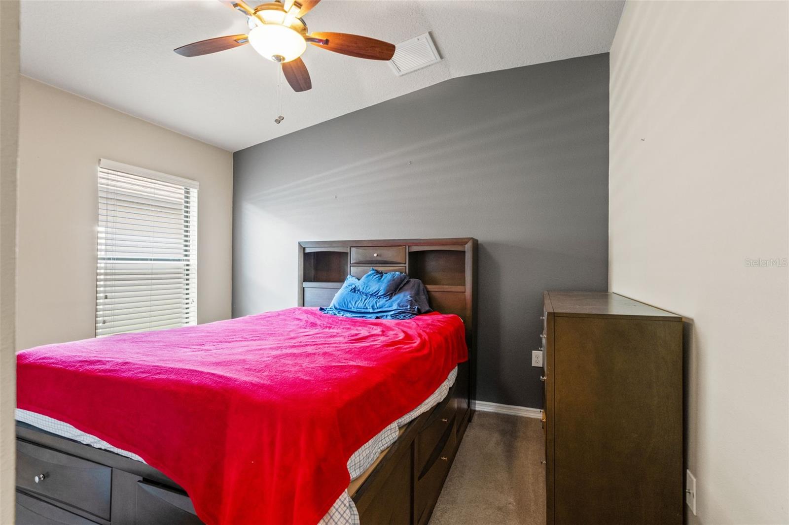 6631 BOULDER RUN LOOP