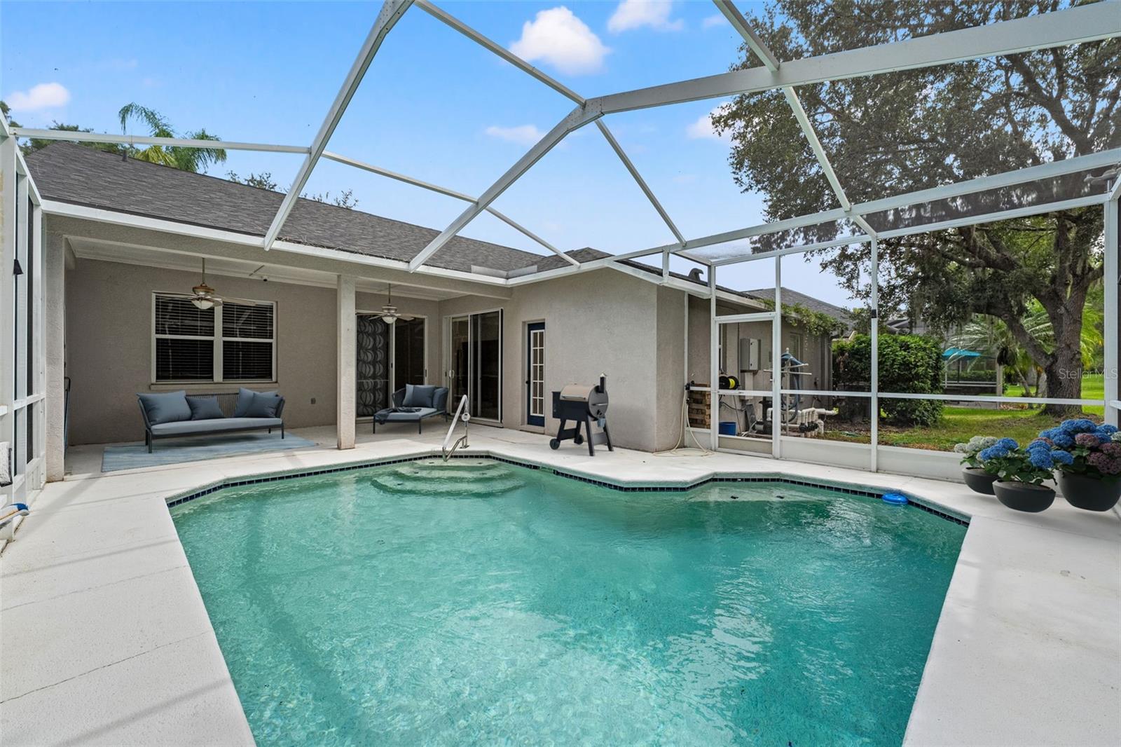 10208 THICKET POINT WAY