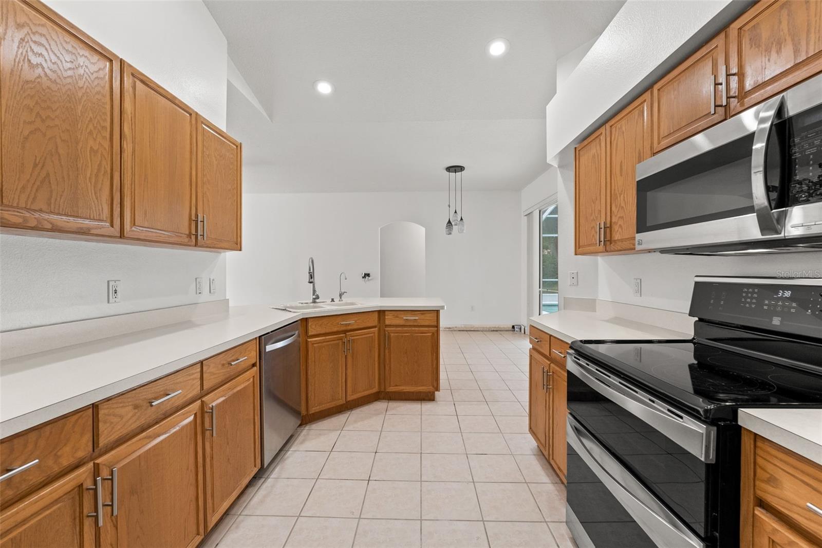 10208 THICKET POINT WAY