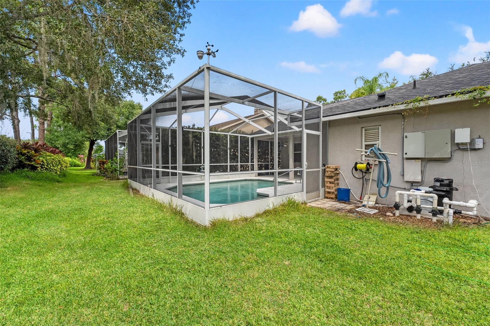 10208 THICKET POINT WAY