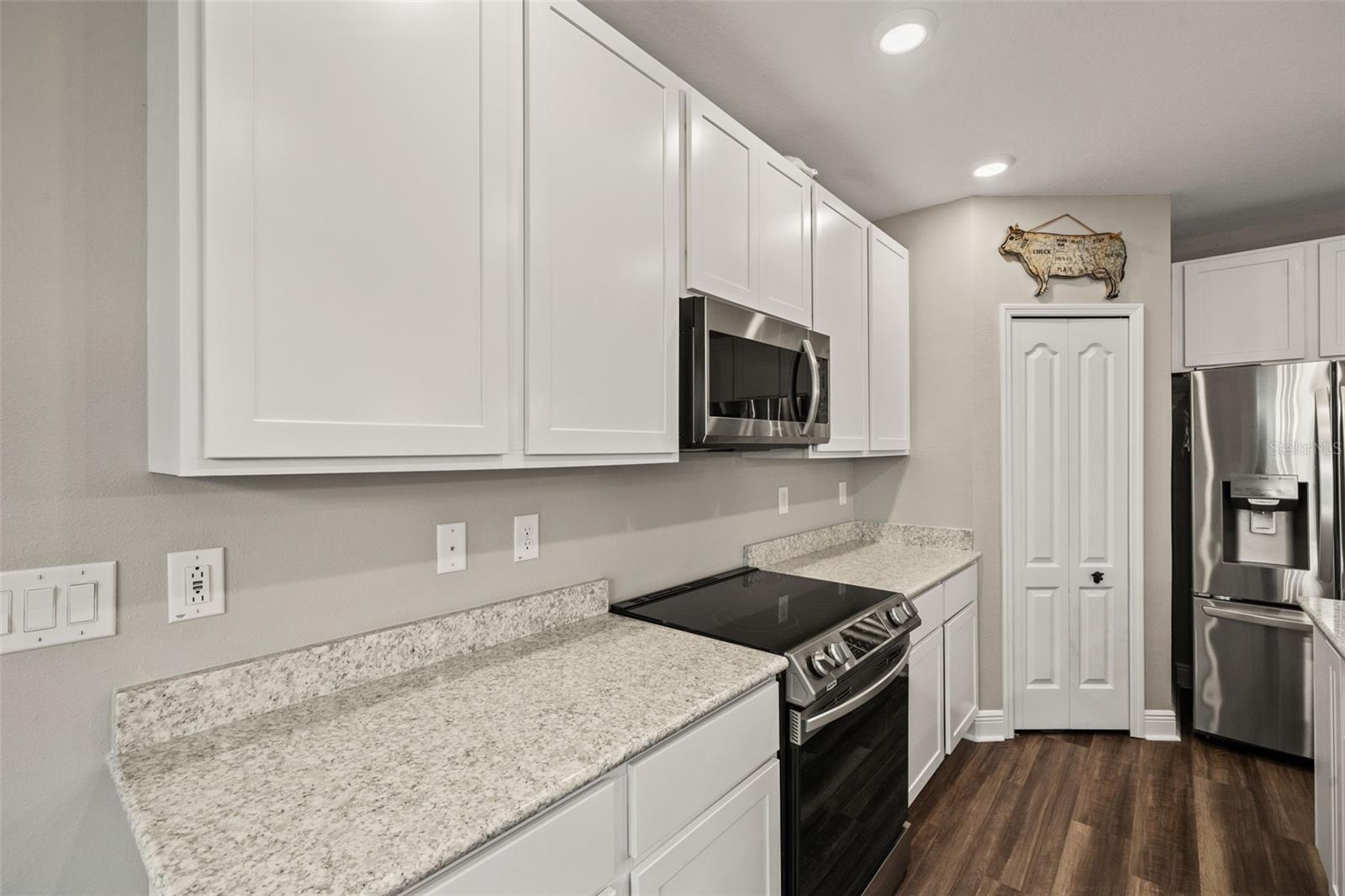 8235 ABBY BROOKS CIR