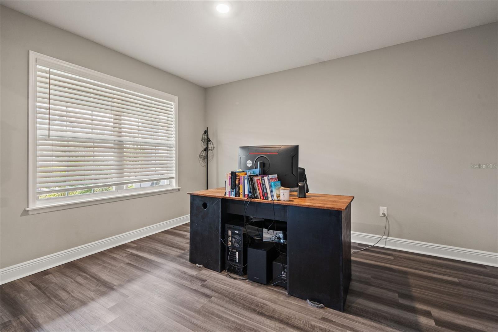 8235 ABBY BROOKS CIR