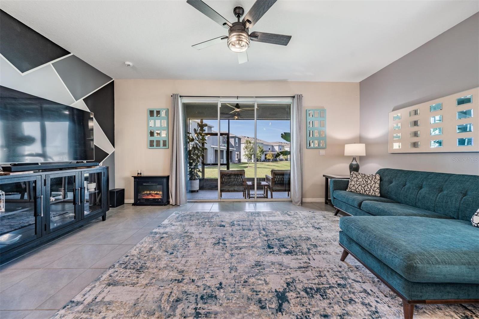 32524 TURTLE GRACE LOOP