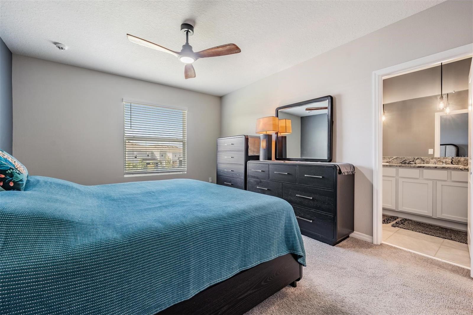 32524 TURTLE GRACE LOOP