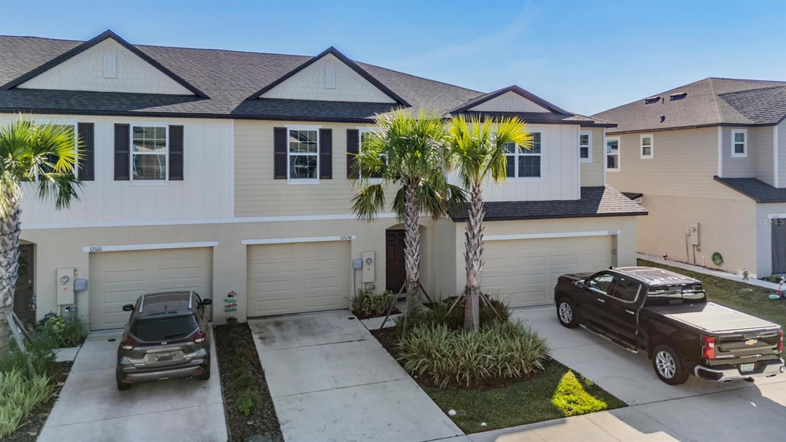 32096 POND APPLE BND