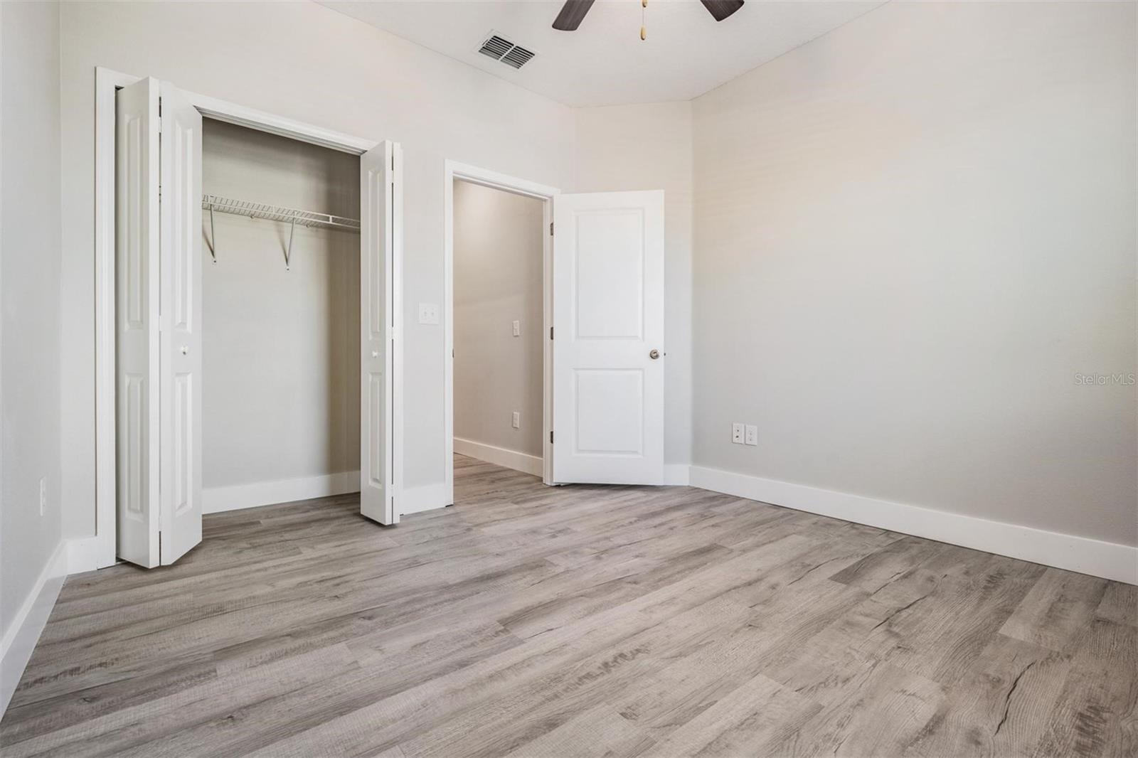 8082 ROLLING SHELL TRL