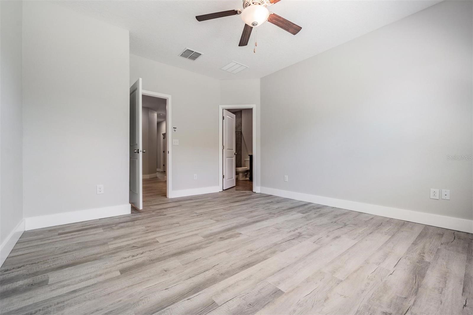 8082 ROLLING SHELL TRL