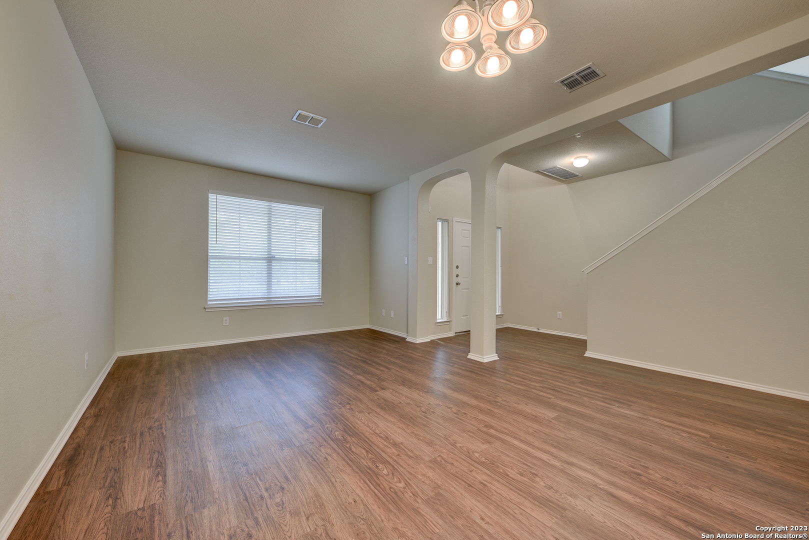 5723 Grayson Cove