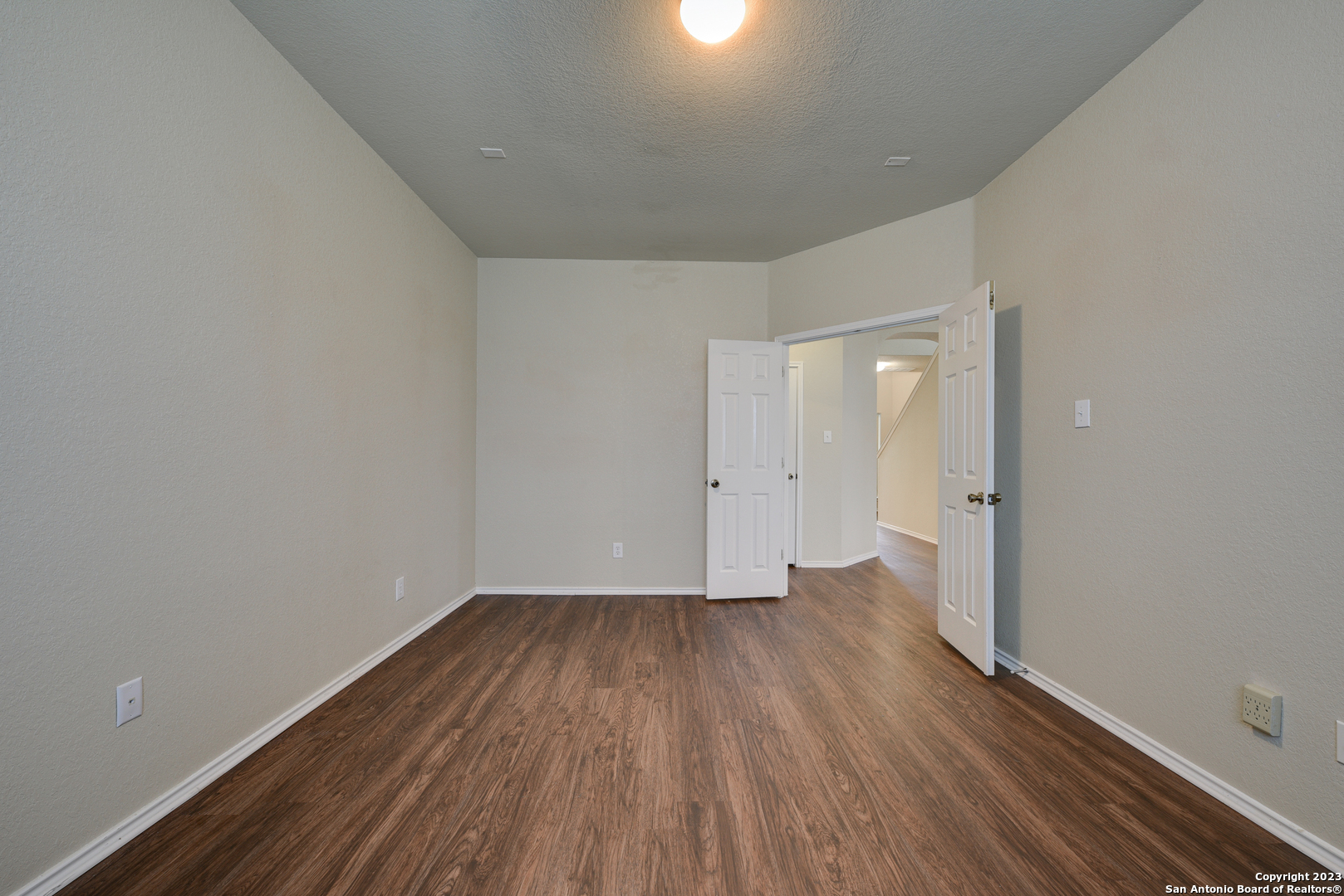 5723 Grayson Cove