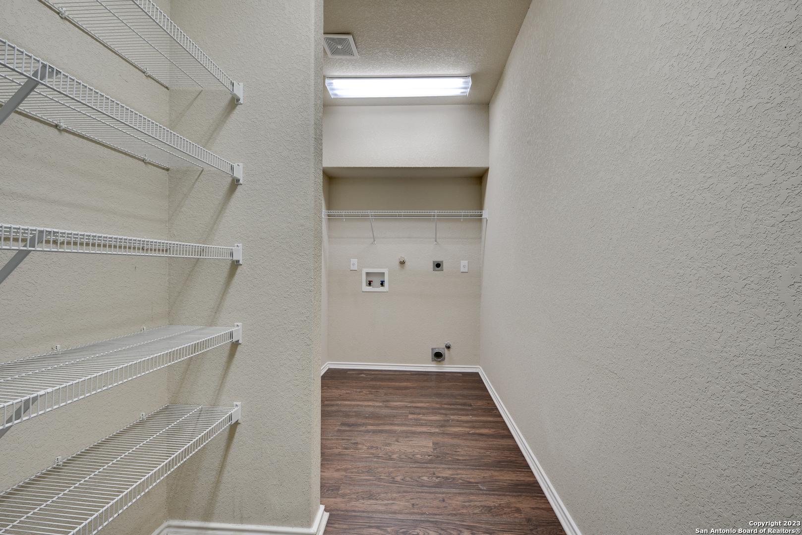 5723 Grayson Cove