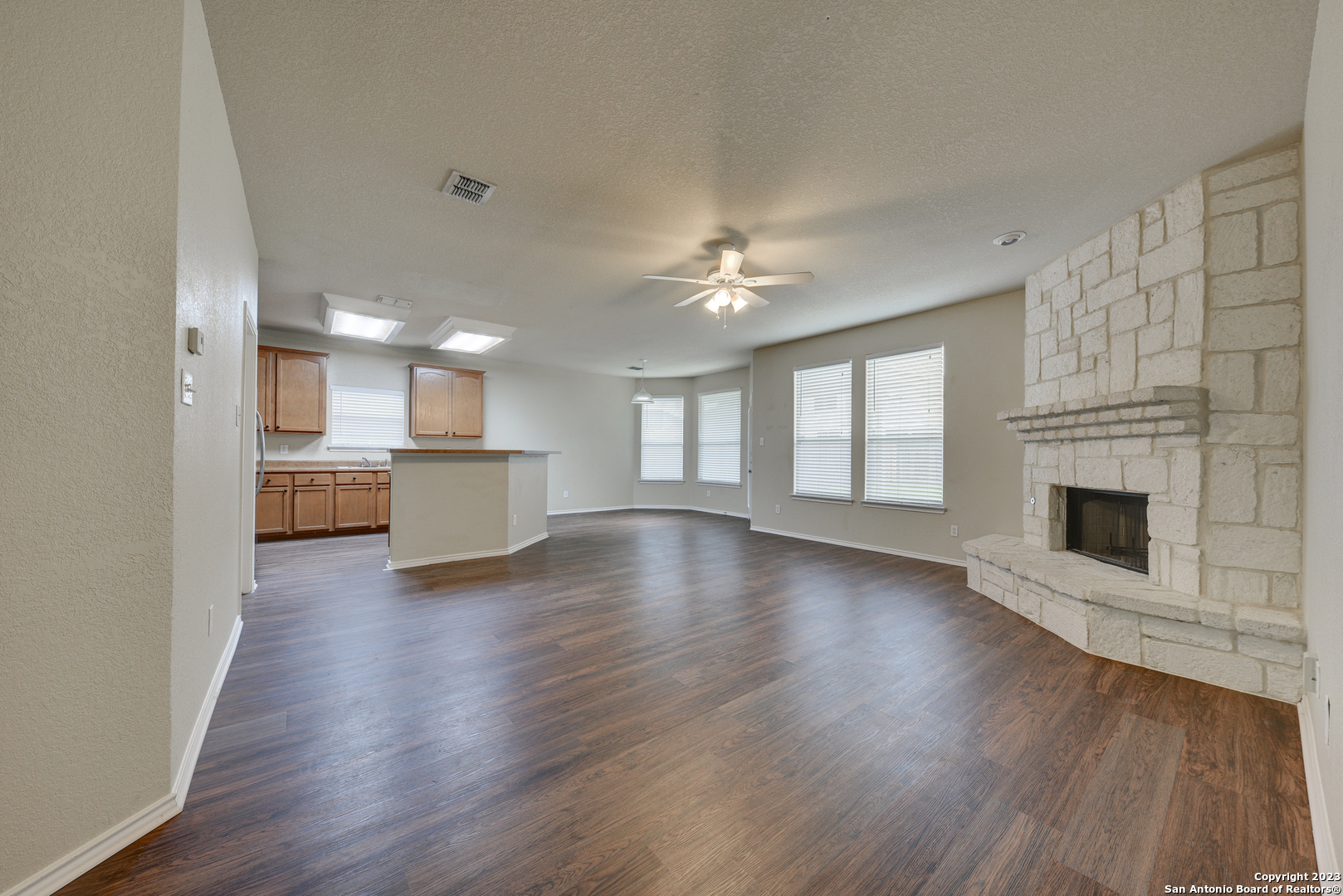 5723 Grayson Cove
