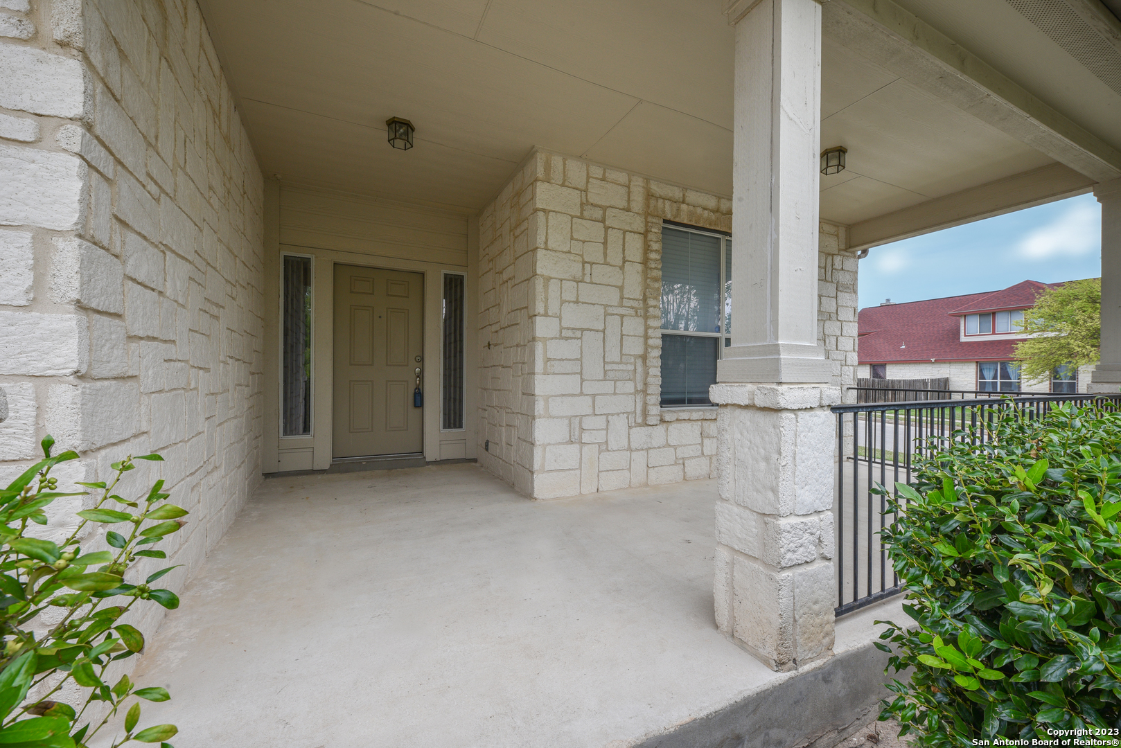 5723 Grayson Cove
