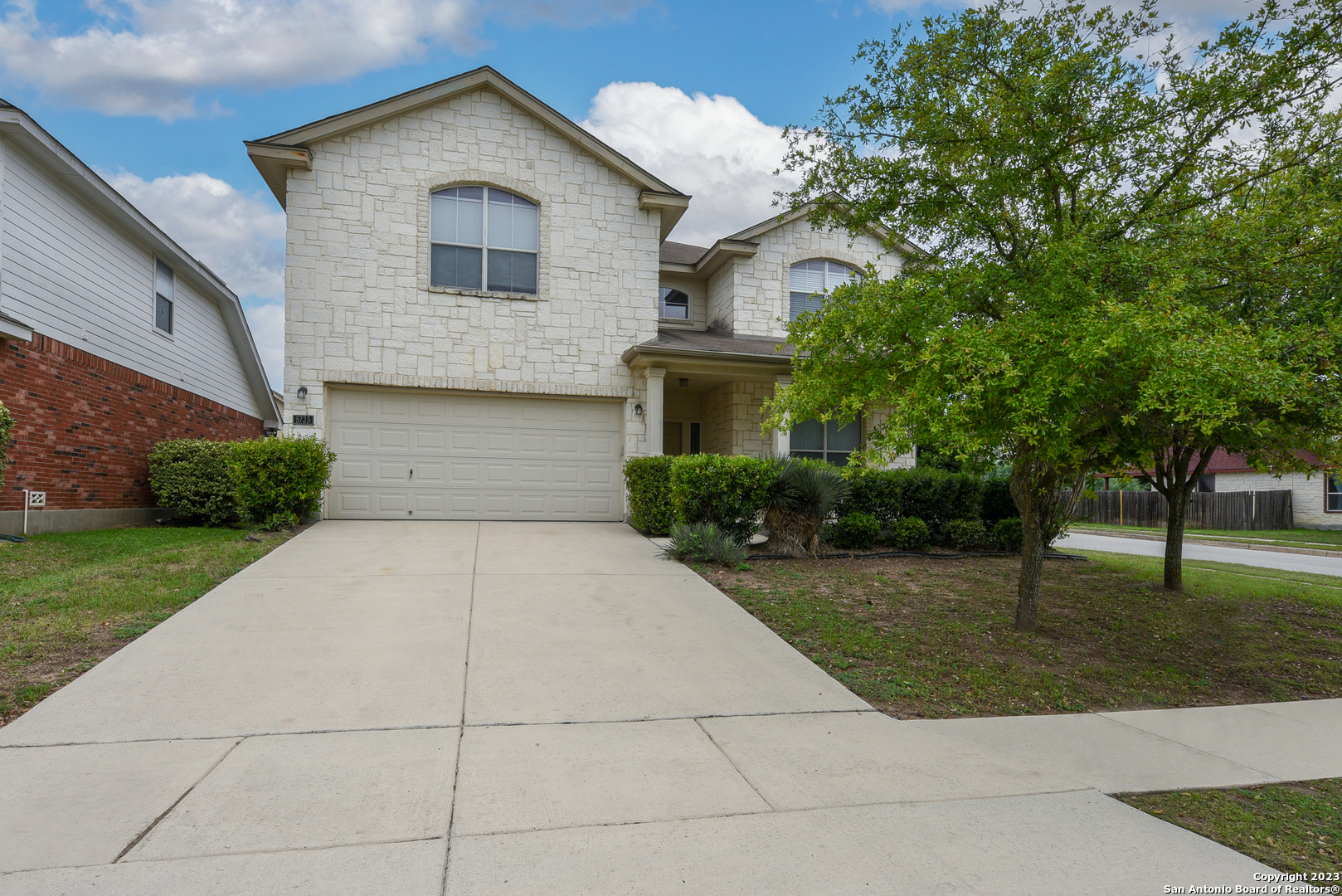 5723 Grayson Cove
