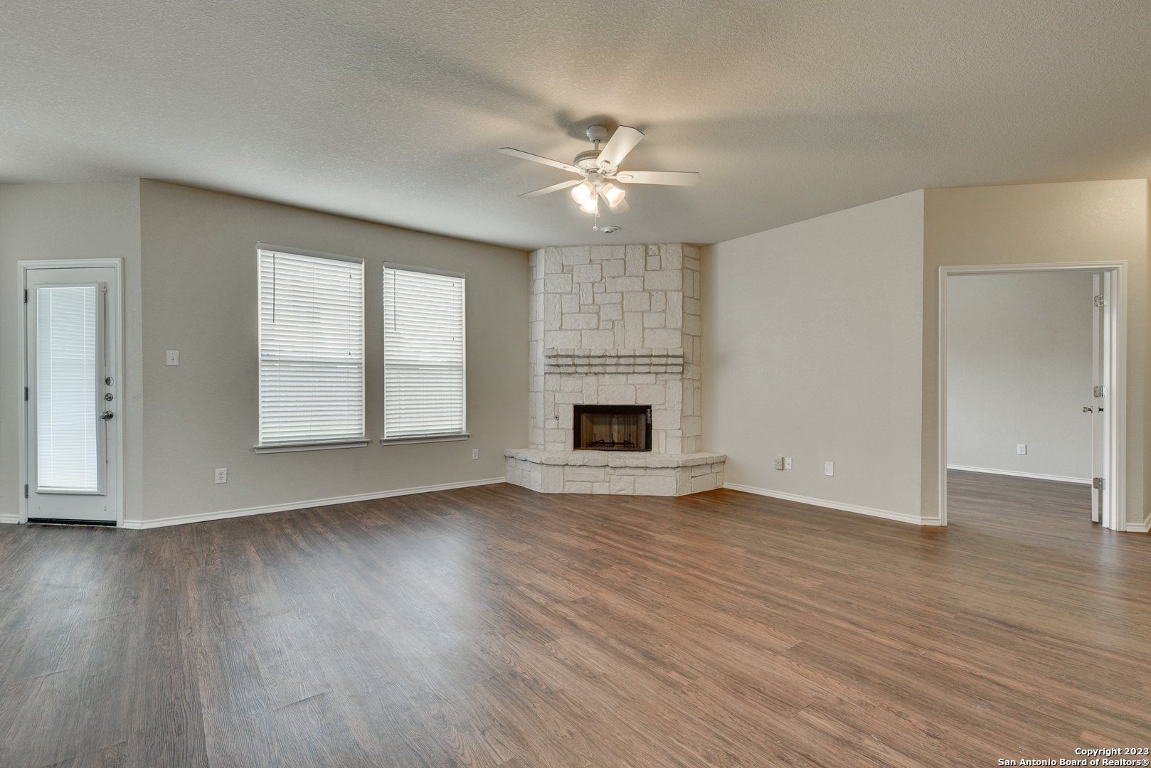 5723 Grayson Cove