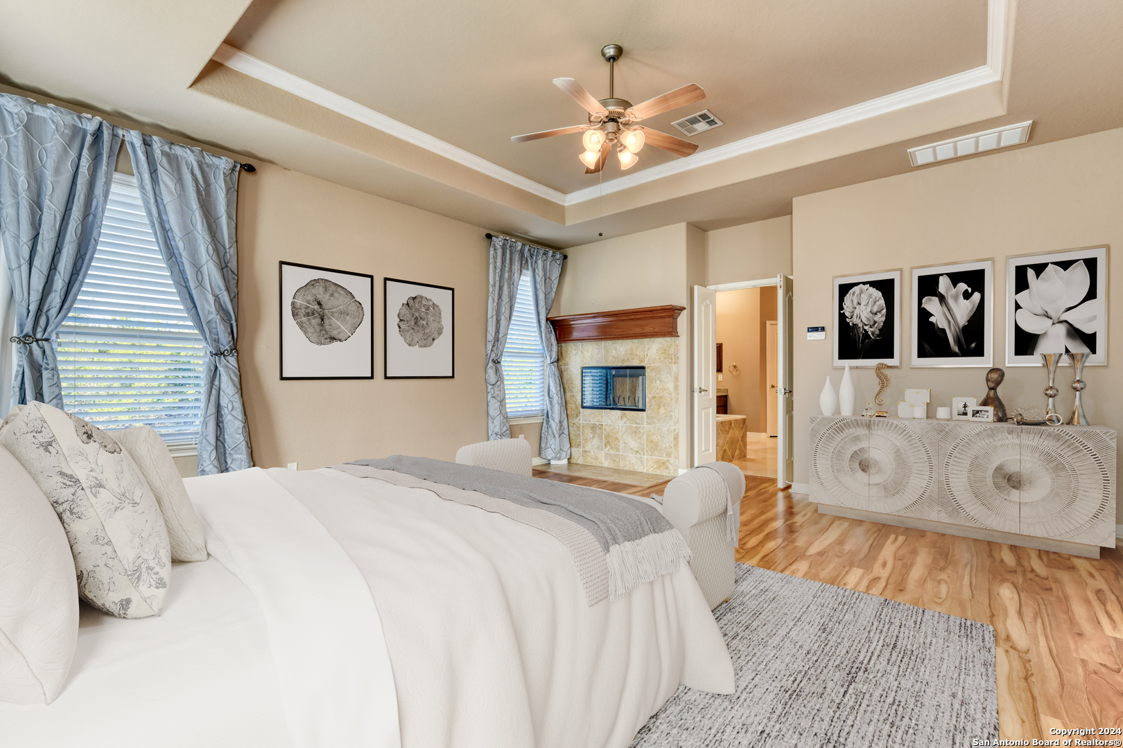 1334 GLENWOOD LOOP