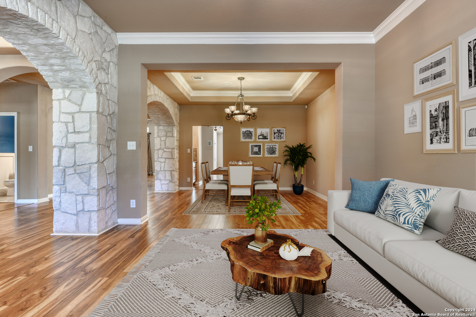1334 GLENWOOD LOOP
