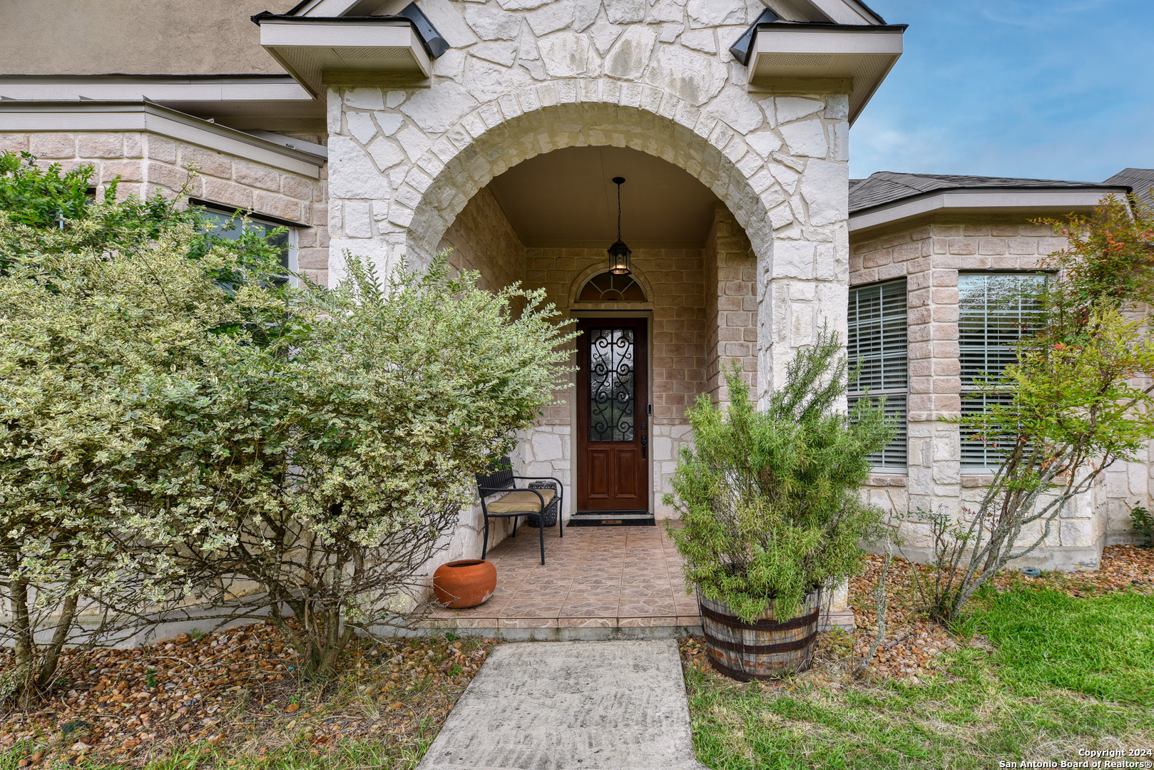 1334 GLENWOOD LOOP