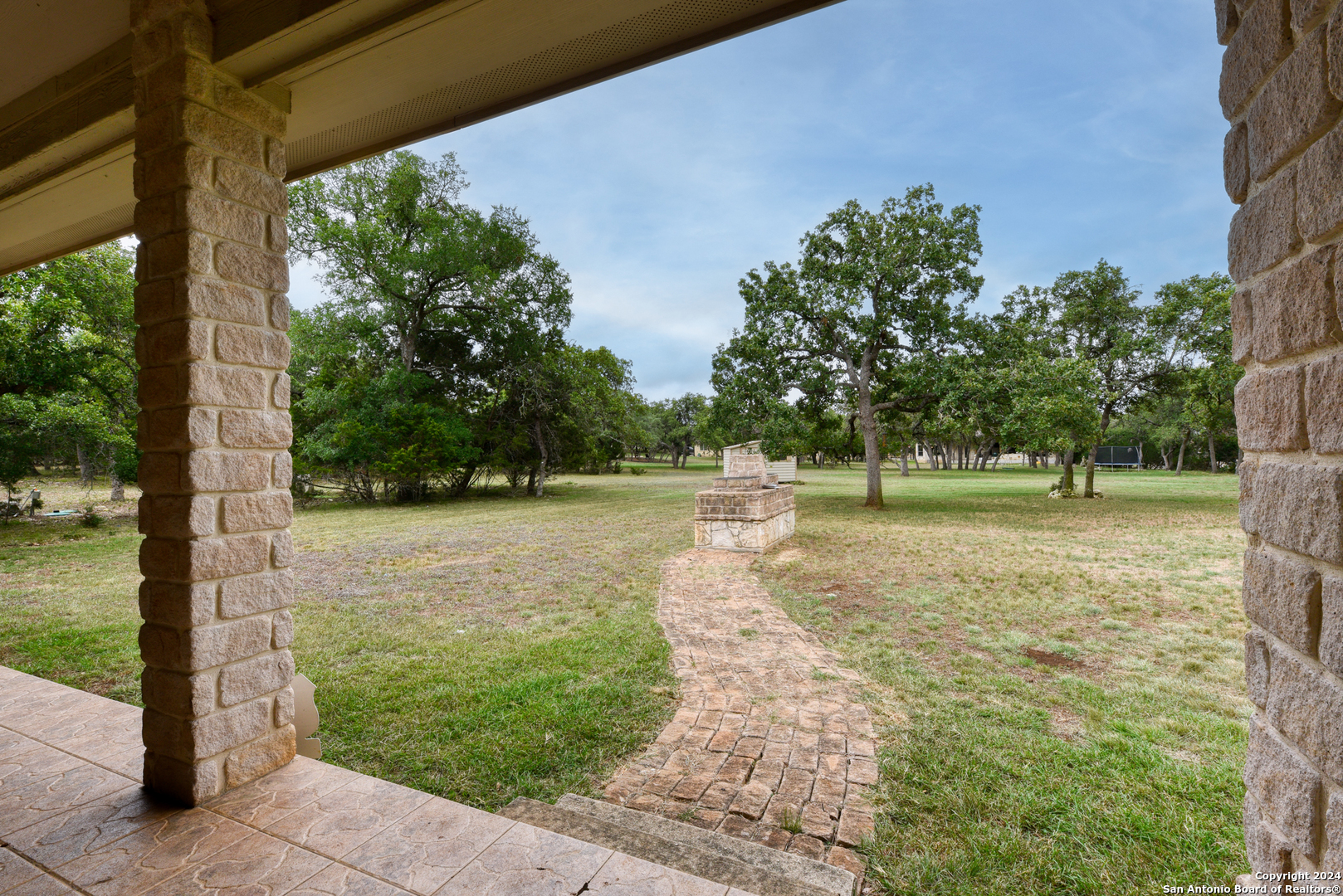1334 GLENWOOD LOOP