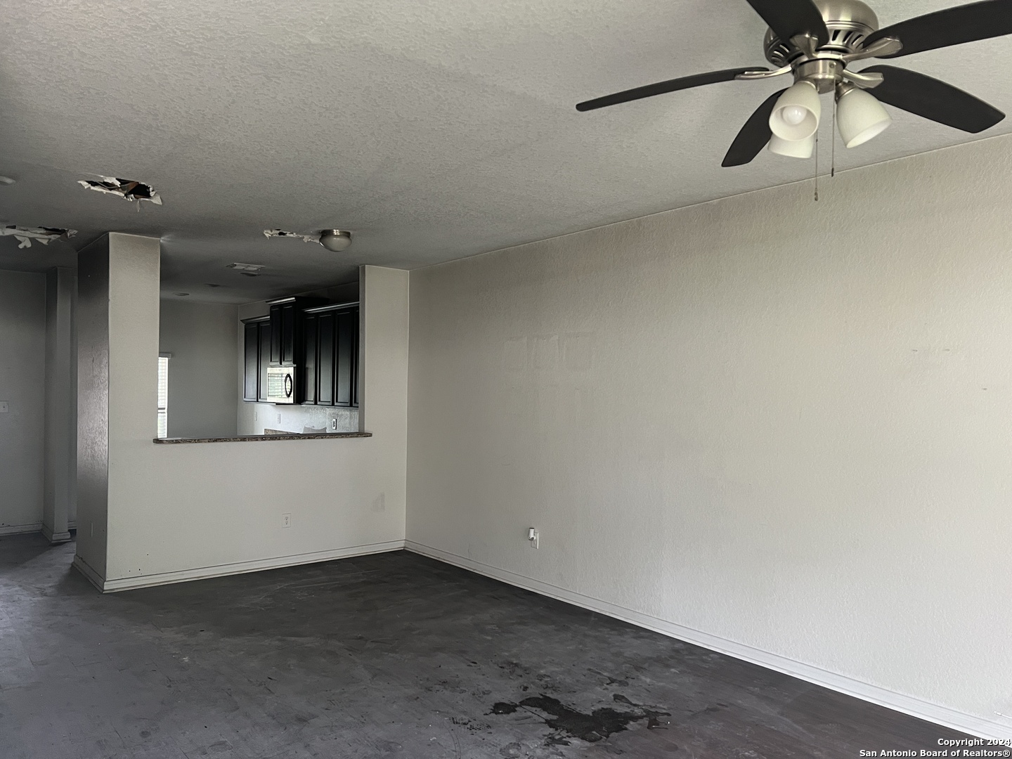 8030 Bluewater Cove