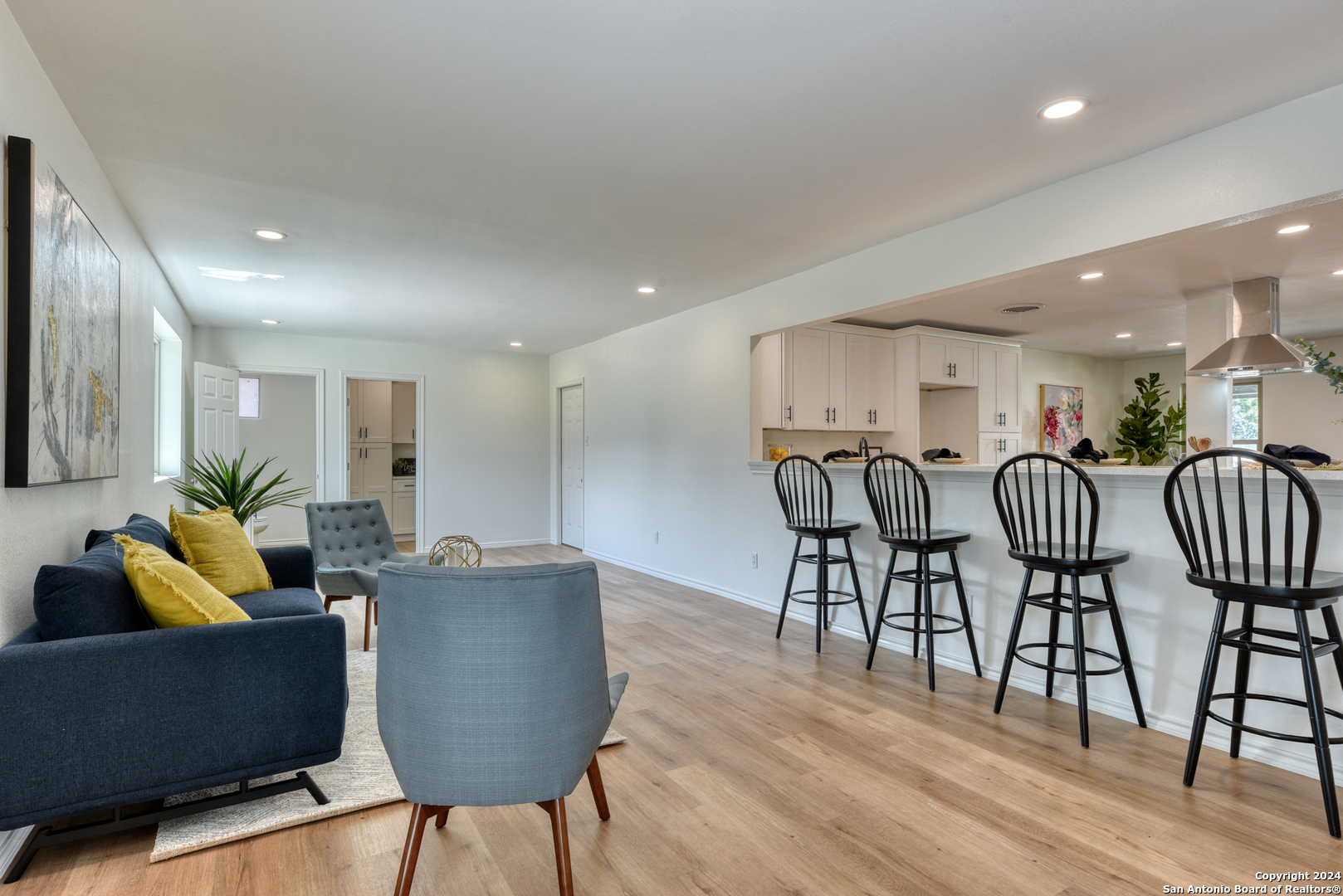 1006 TAMWORTH DR