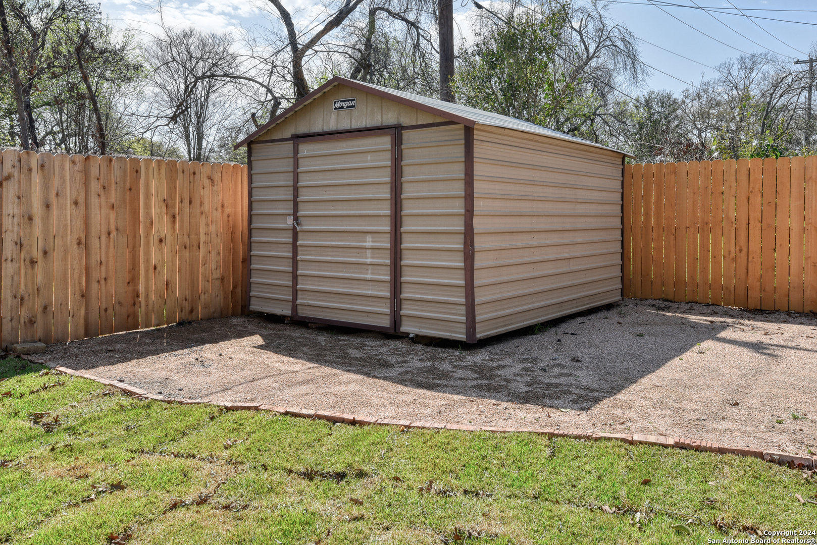 1006 TAMWORTH DR