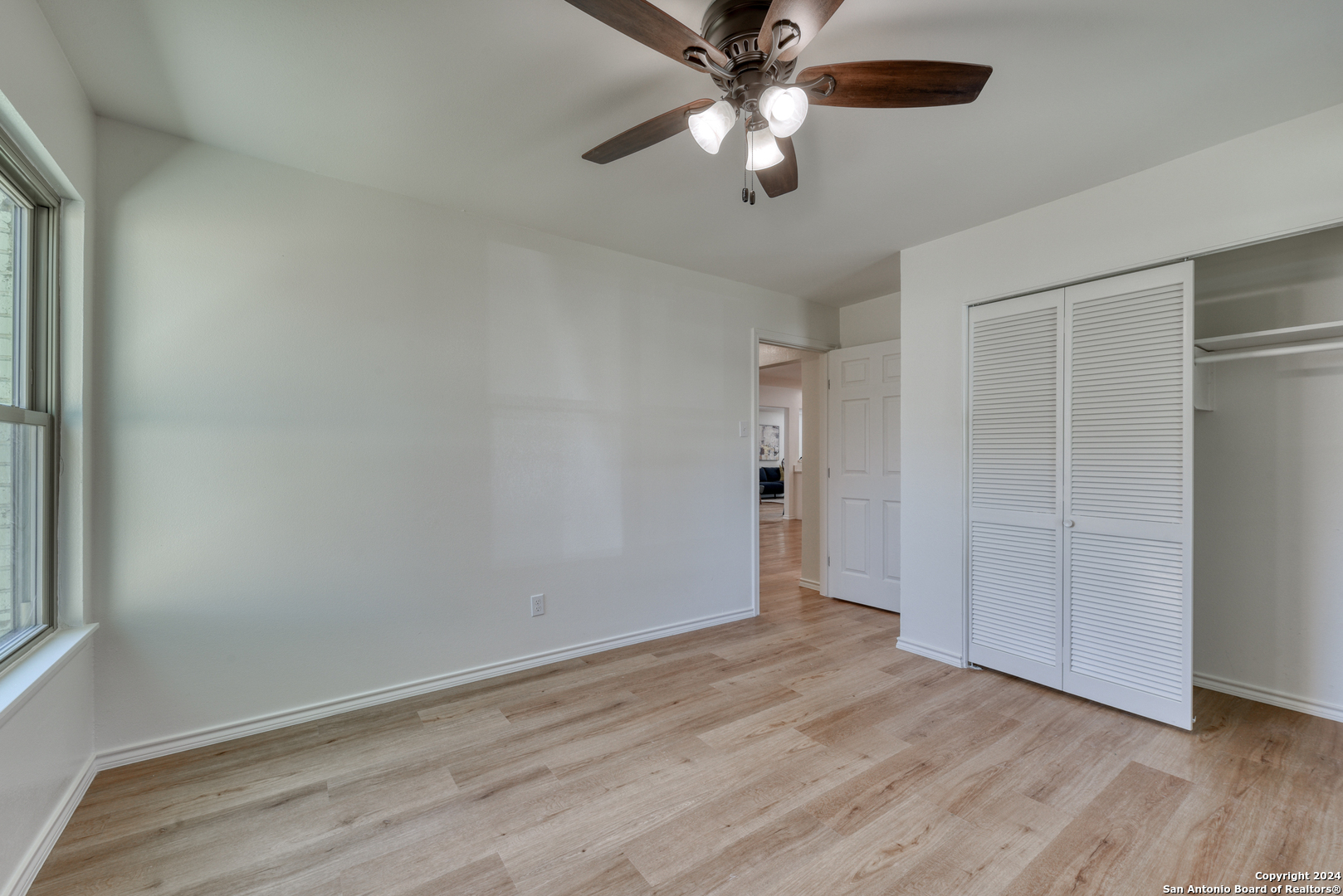 1006 TAMWORTH DR