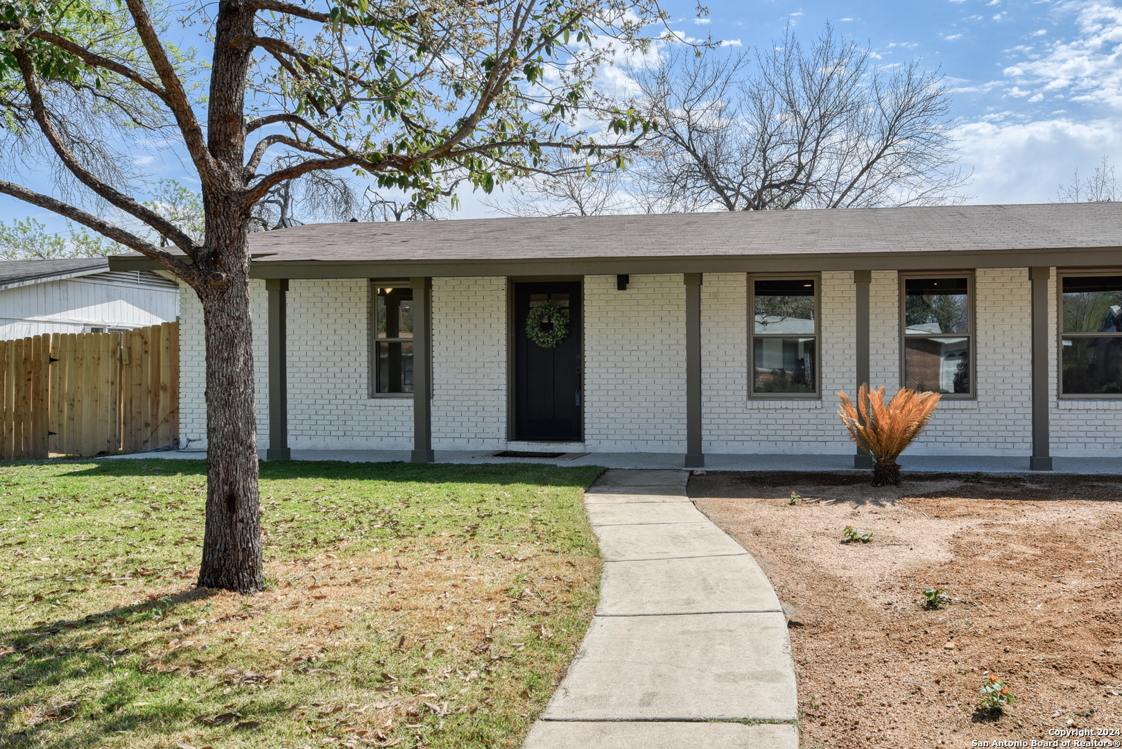 1006 TAMWORTH DR