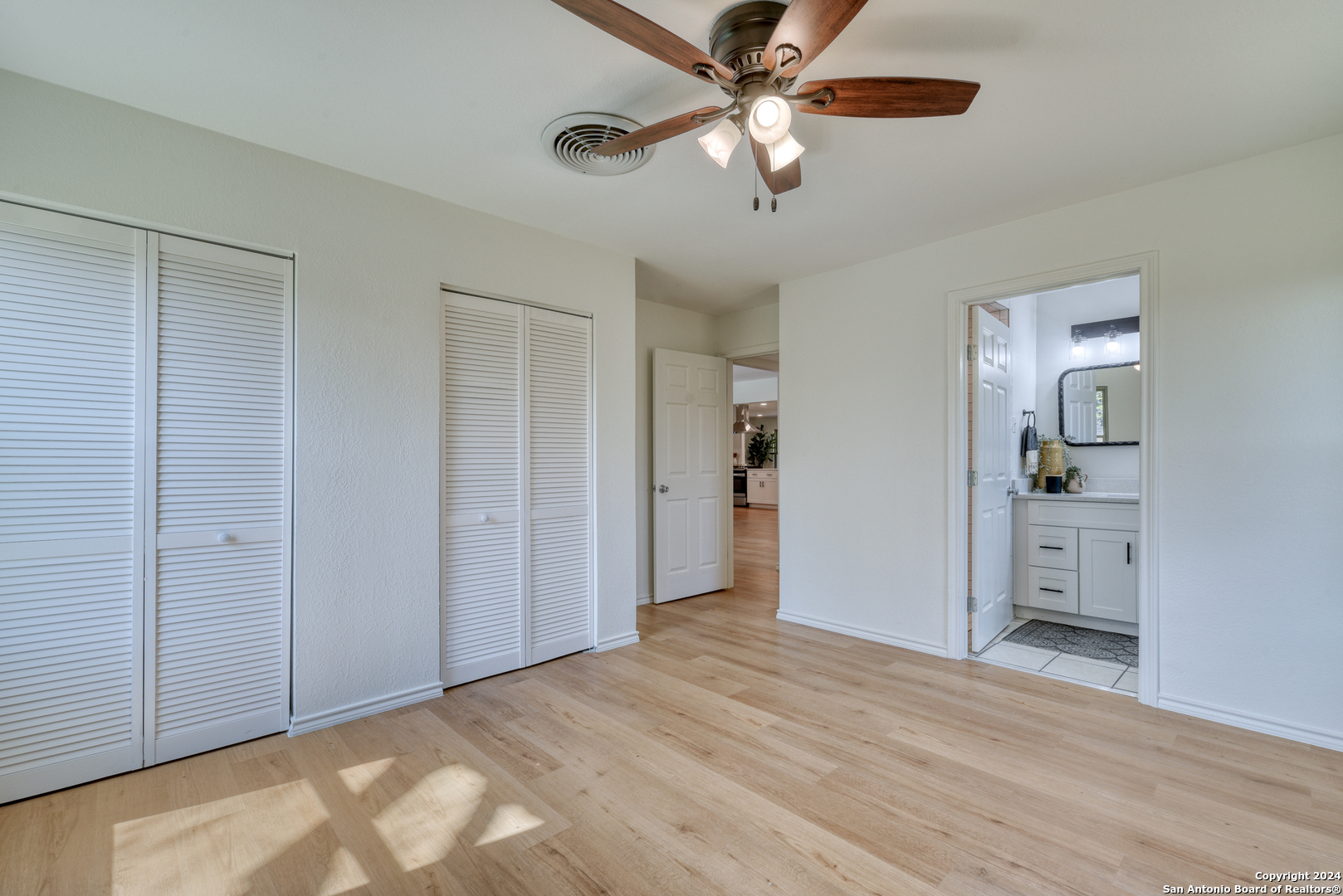 1006 TAMWORTH DR