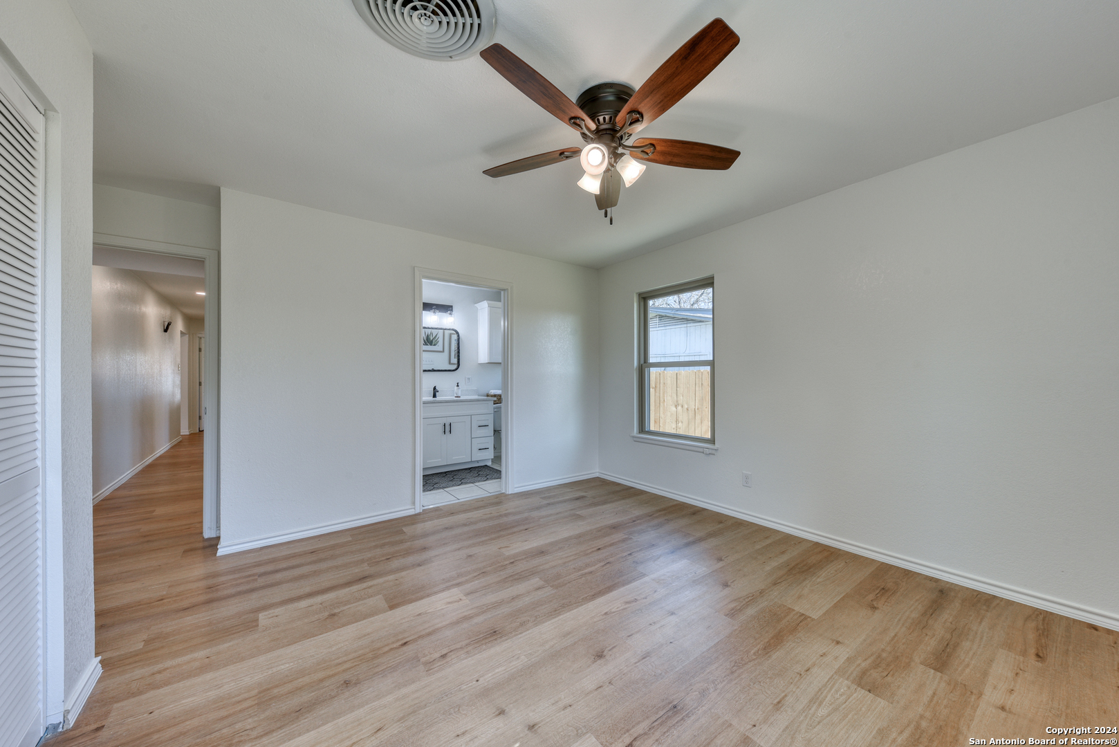 1006 TAMWORTH DR