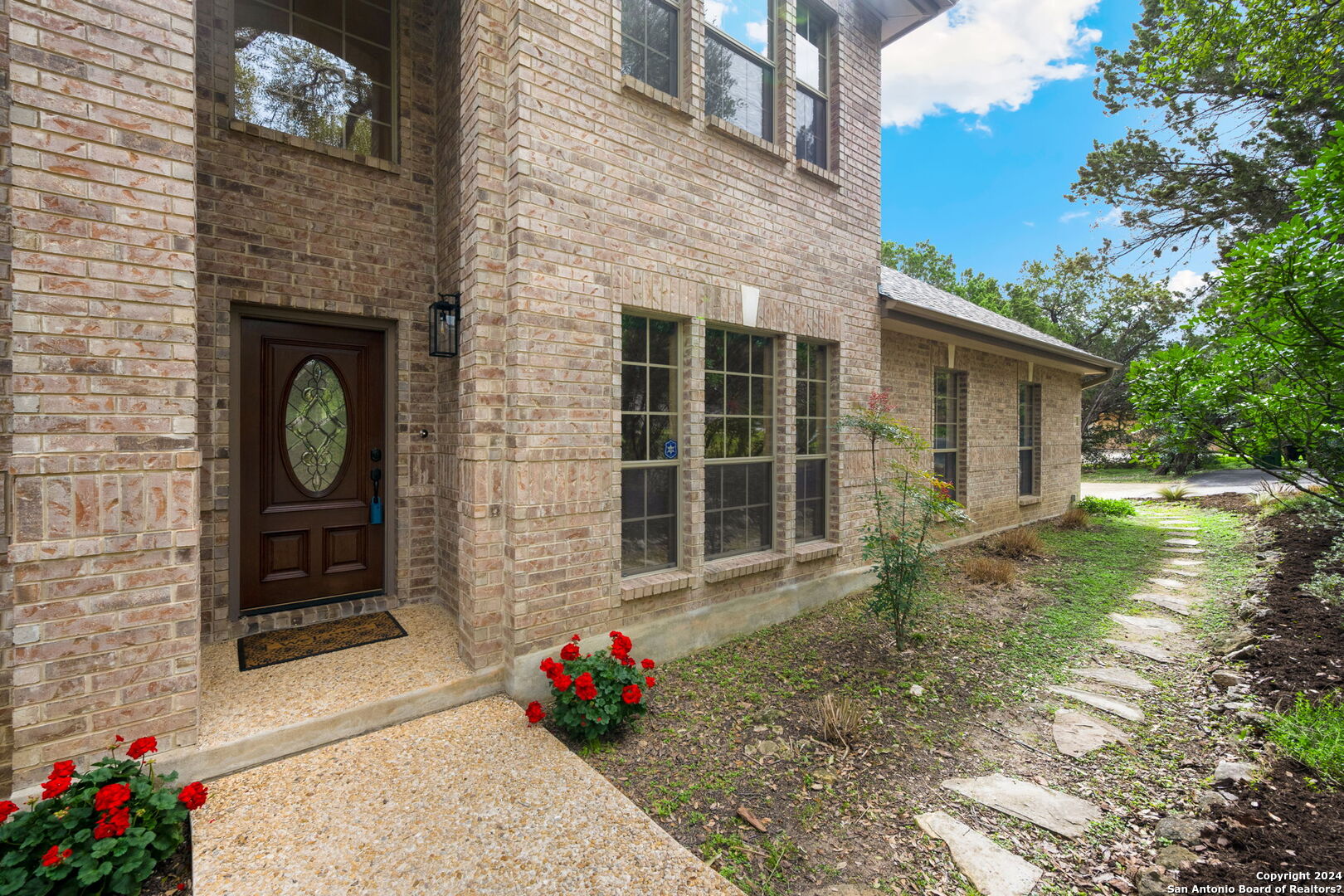 15660 CHINQUAPIN