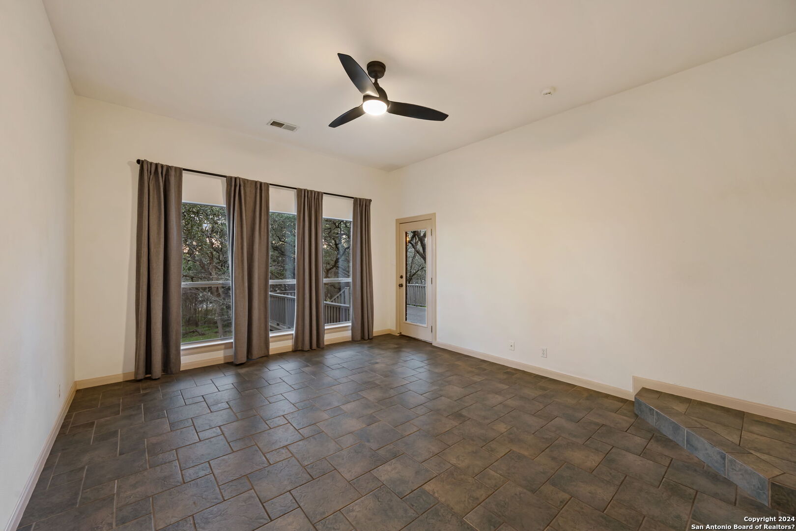 15660 CHINQUAPIN