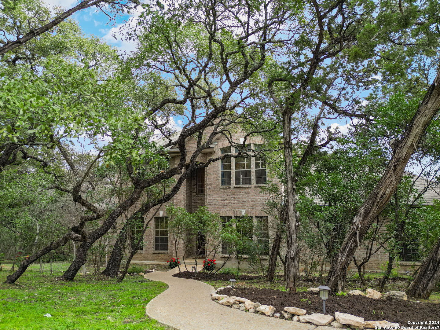 15660 CHINQUAPIN