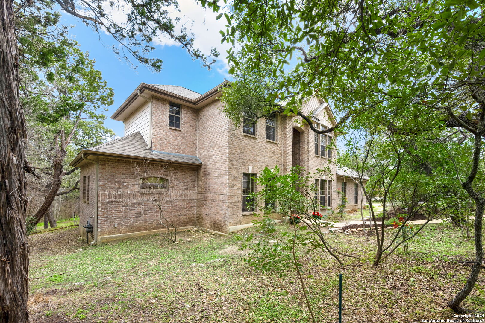 15660 CHINQUAPIN