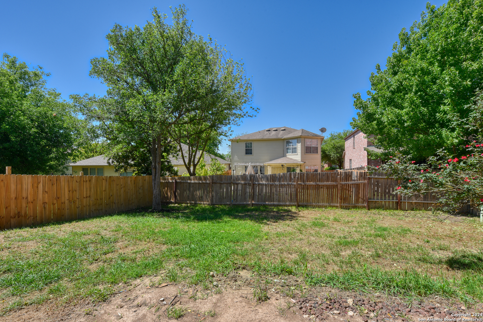 527 Mathis Meadows
