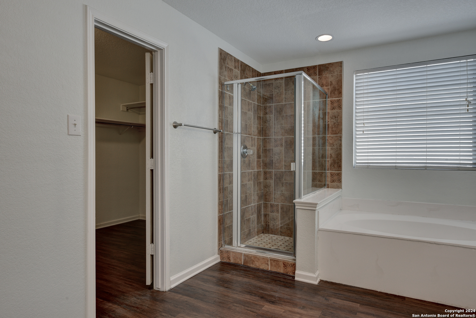 527 Mathis Meadows