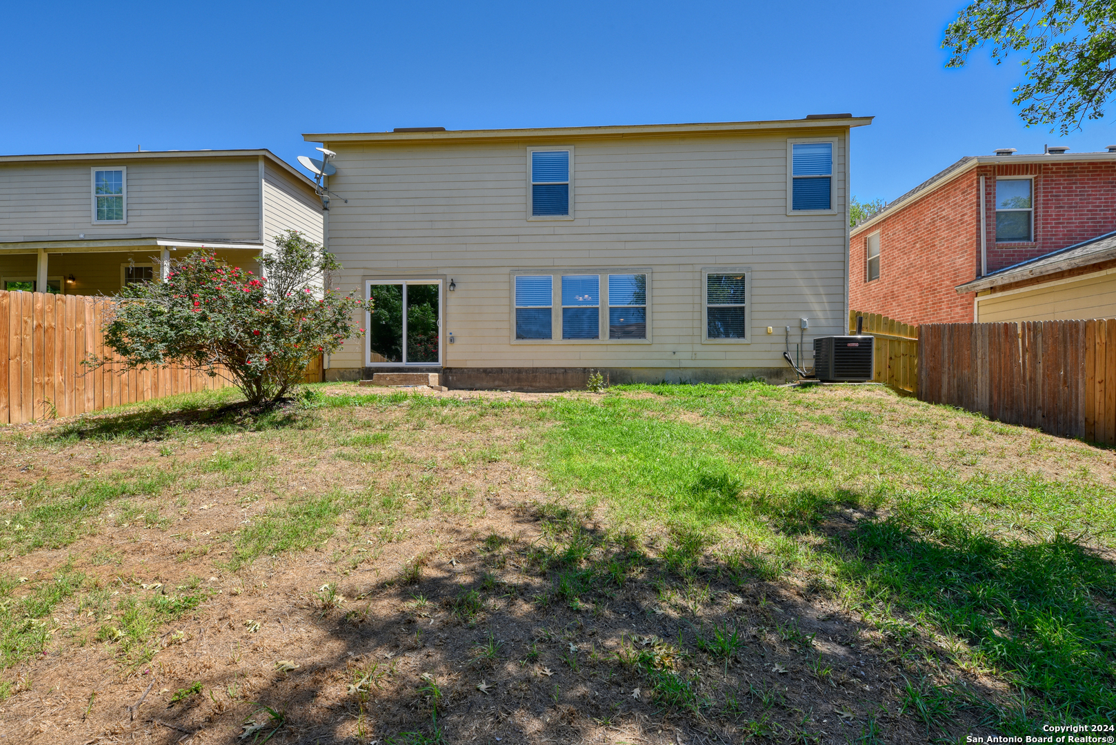 527 Mathis Meadows