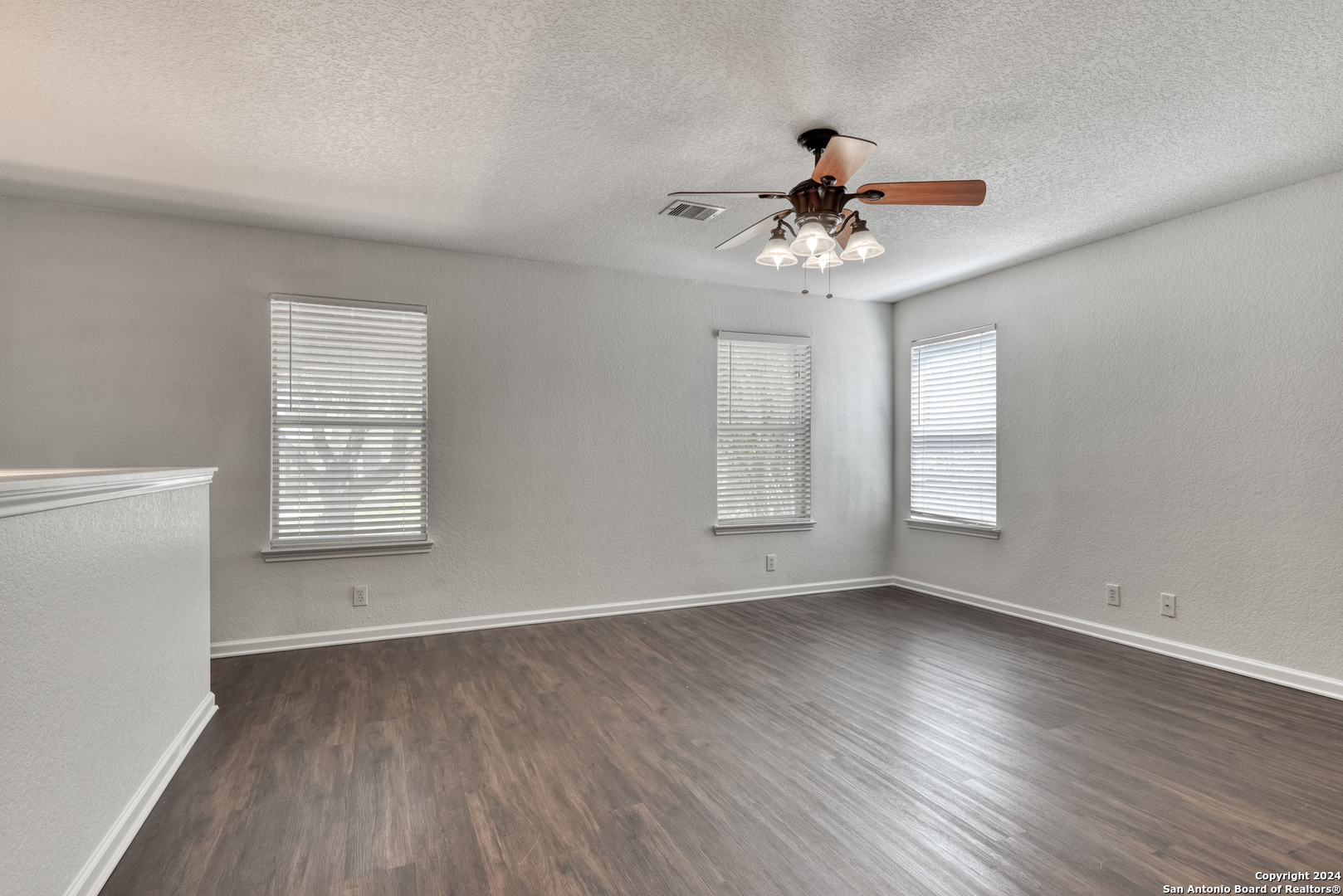 527 Mathis Meadows