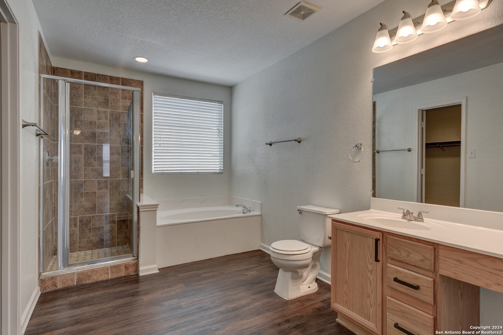 527 Mathis Meadows