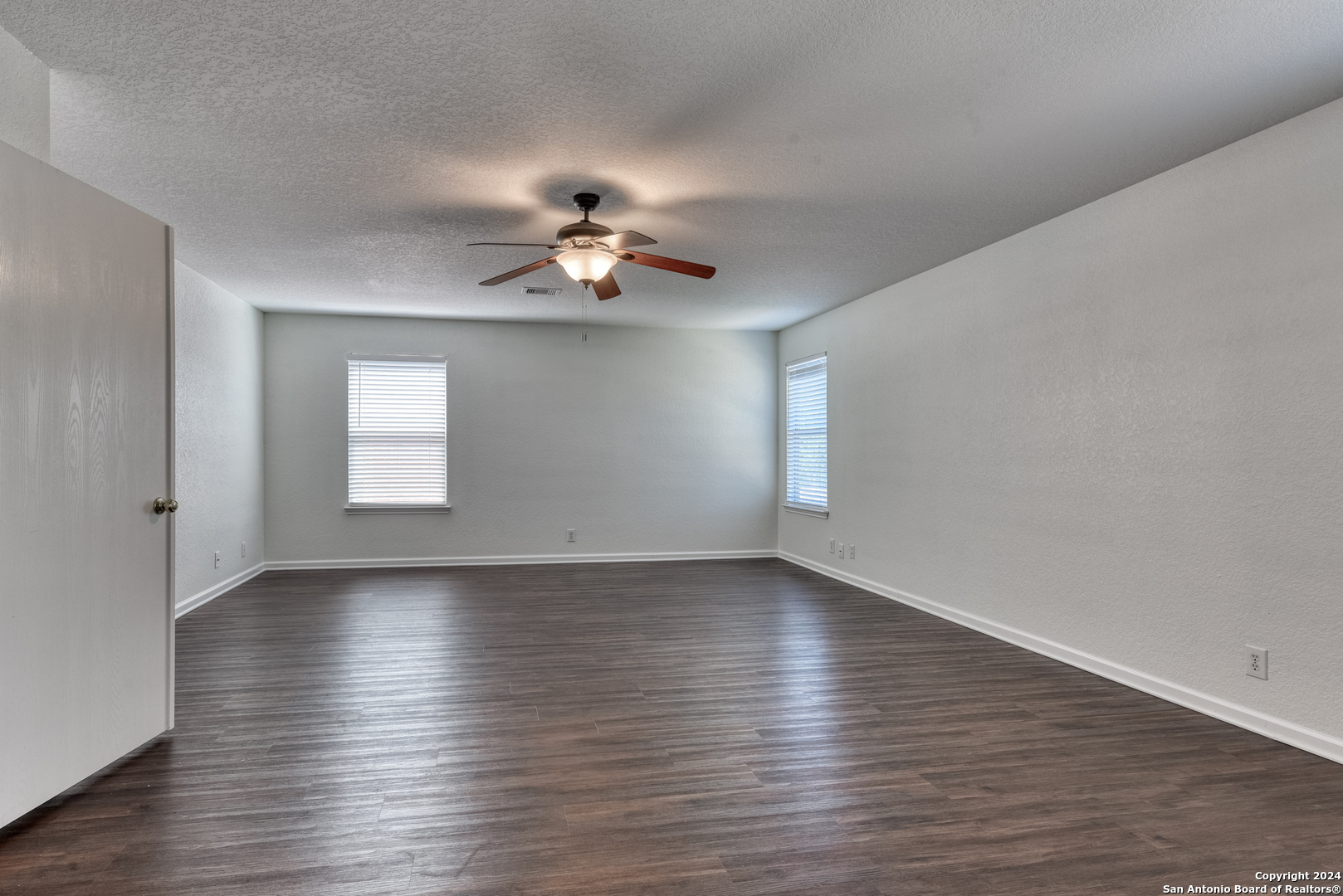 527 Mathis Meadows
