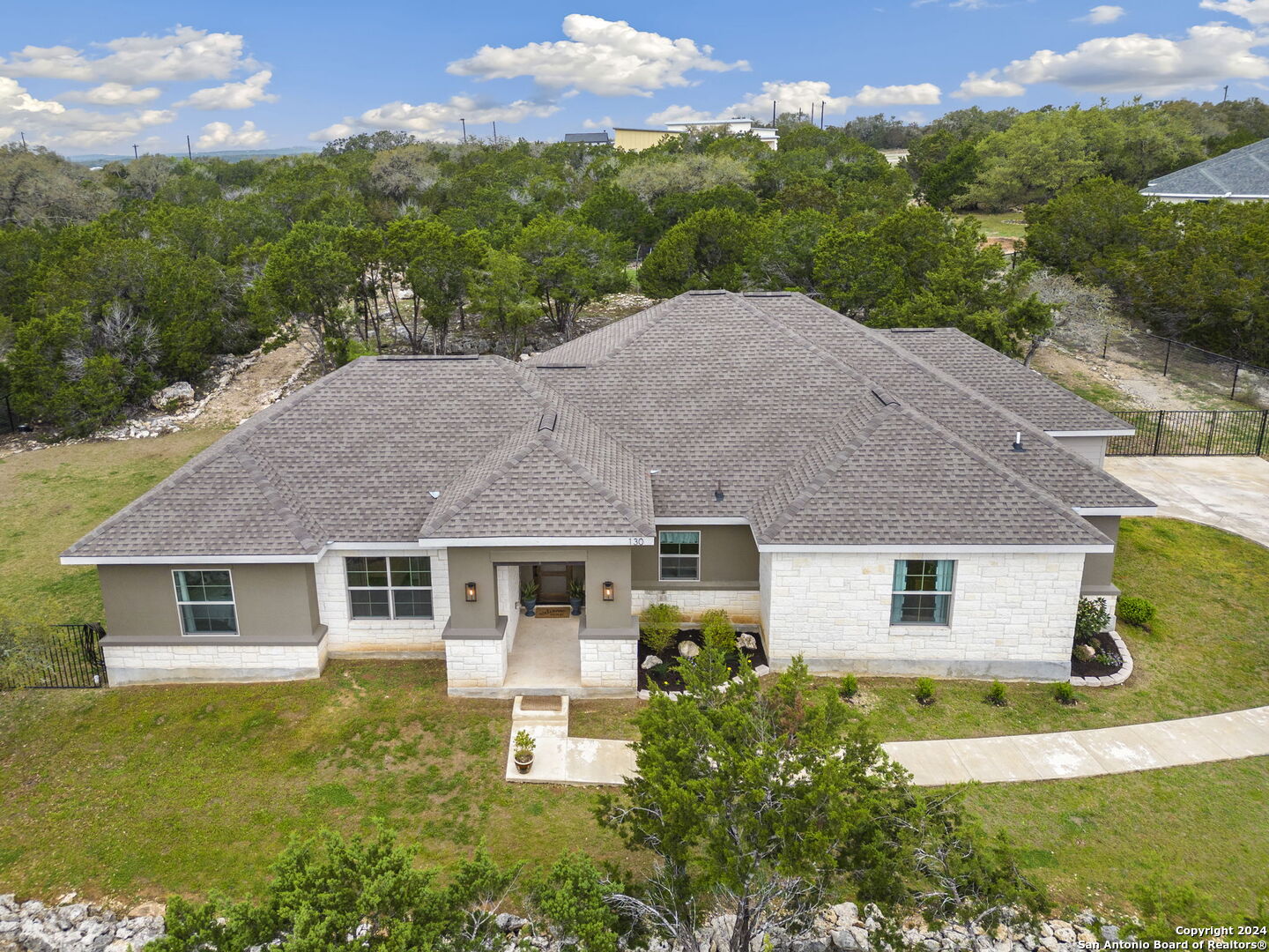 130 ALONDRA LN