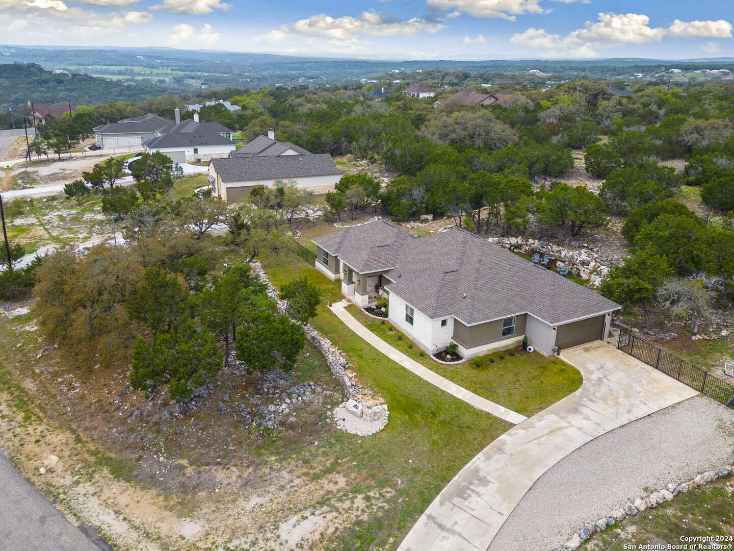 130 ALONDRA LN